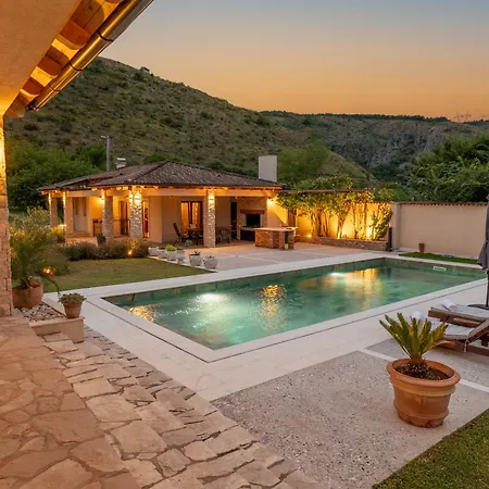 Villa Four Olive Trees