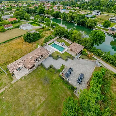 Four Olive Trees Villa *