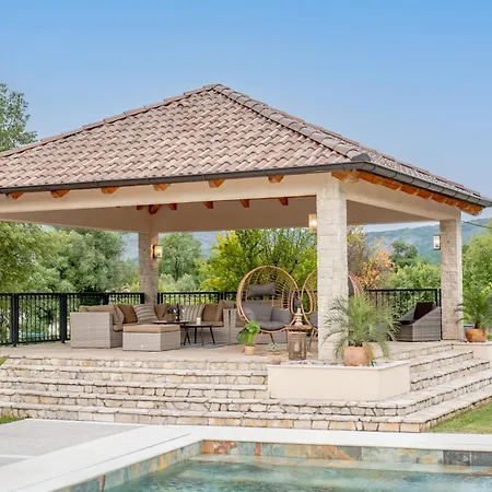 Four Olive Trees Villa *